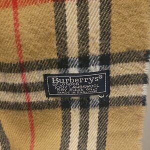 Burberrys Plaid Lambs wool Scarf